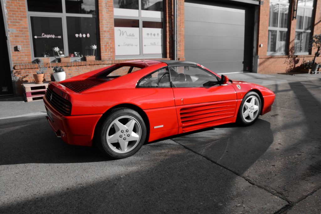 Glanzvolle Restauration: Lackkorrektur und Keramikversiegelung für den Ferrari 348ts 9 DSC 7321 Kopie