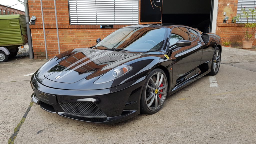 Perfektion für den Ferrari 430 Scuderia: Lackkorrektur, Keramikversiegelung und Motorraumaufbereitung 3 3