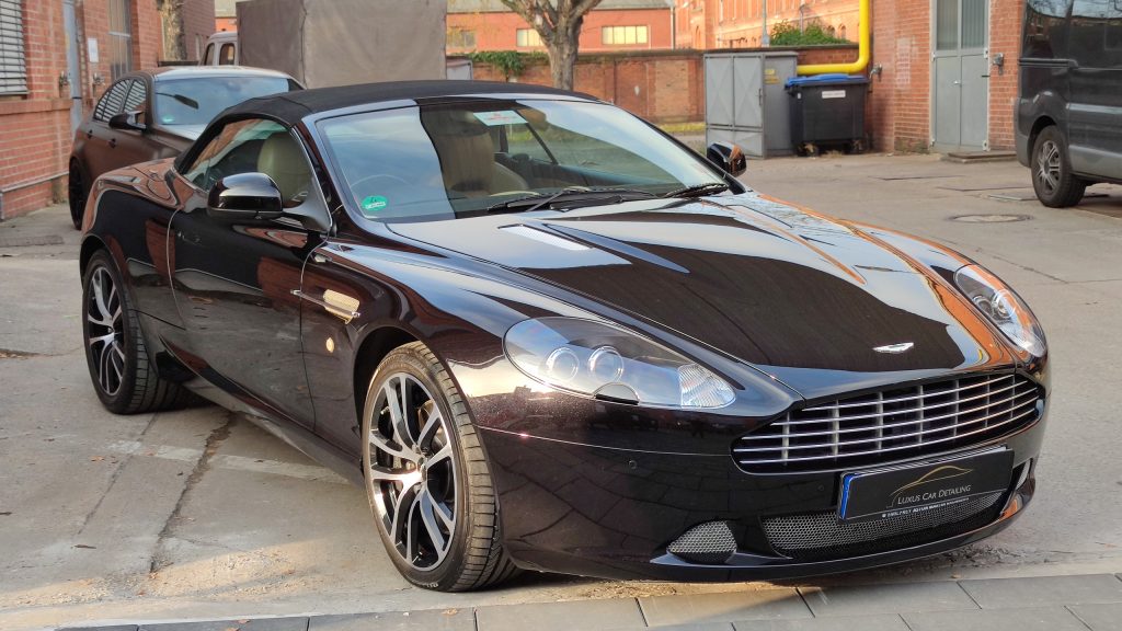 Glanz und Schutz: Die Verwandlung eines Aston Martin DB9 durch Lackkorrektur und Keramikversiegelung 19 IMG 20201125 144643