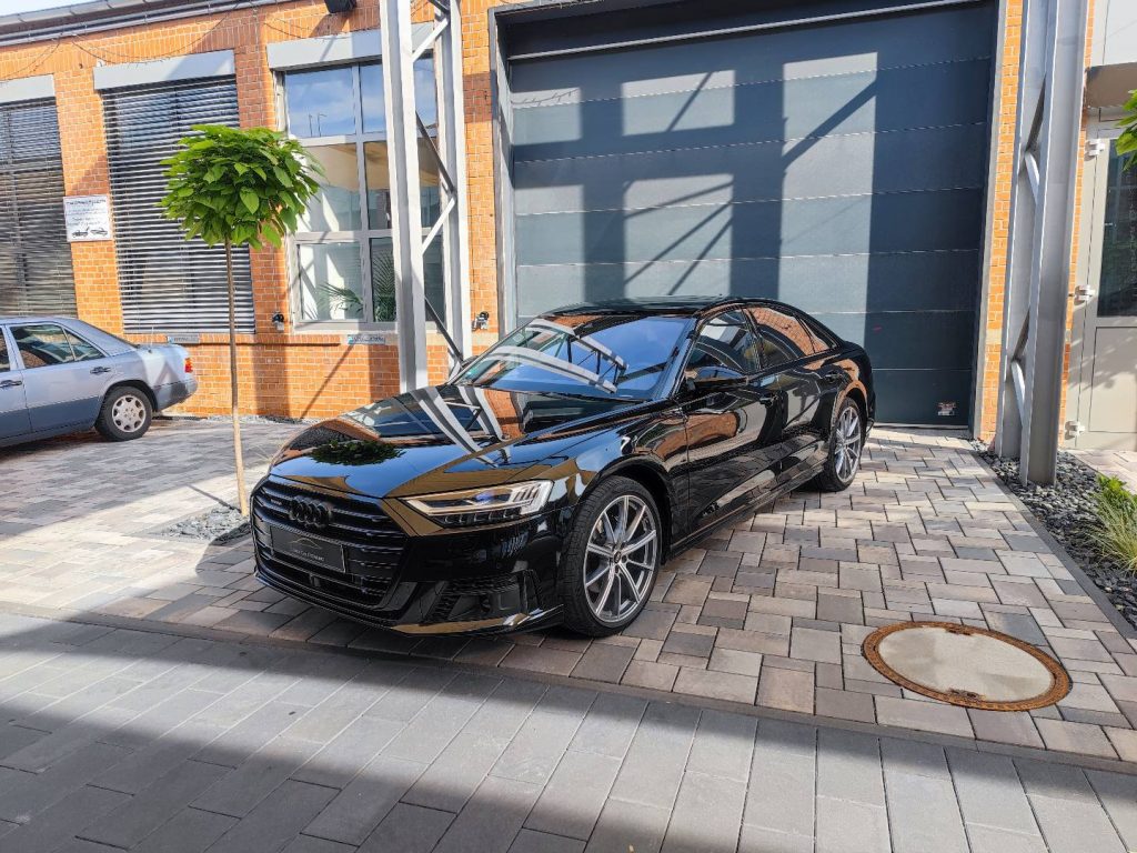 Luxus in Perfektion: Audi S8 mit Lackkorrektur und Keramikversiegelung 2 1657154310498