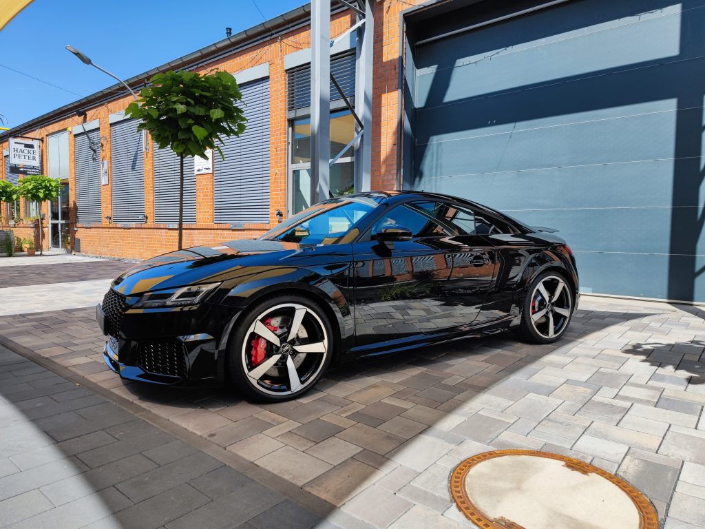 Perfekte Perfektion: Audi TTRS mit Glanz durch Lackkorrektur und Keramikversiegelung 30 IMG 20210718 111557