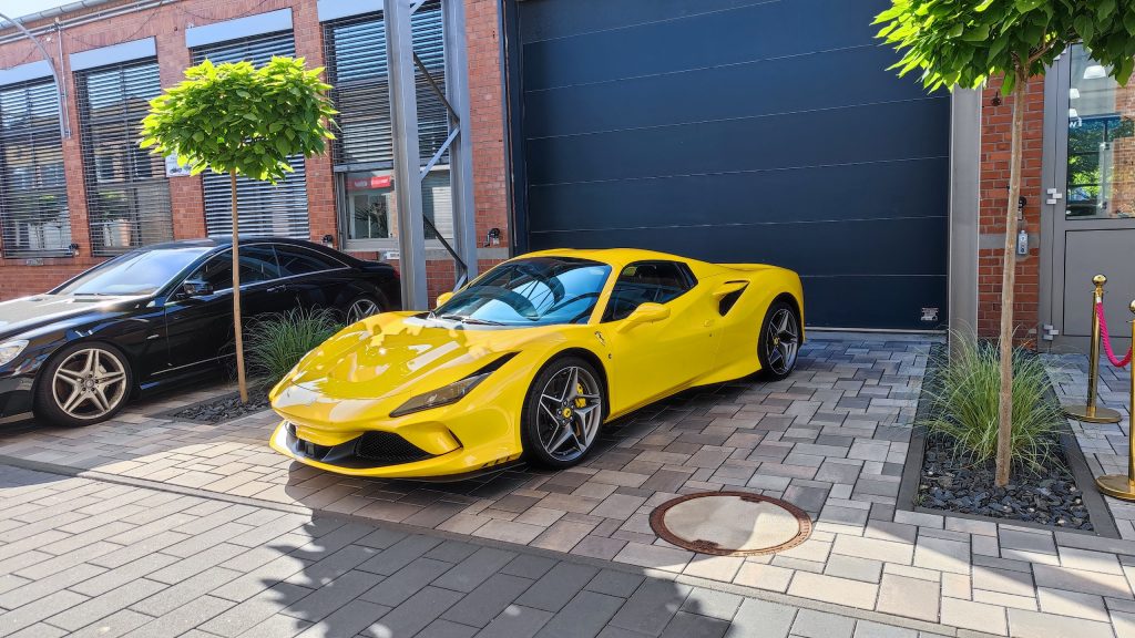 Perfekter Schutz für den Ferrari F8 Spider: Selbstheilende Lackschutzfolie mit Folienversiegelung 19 IMG 20220615 180339 Kopie